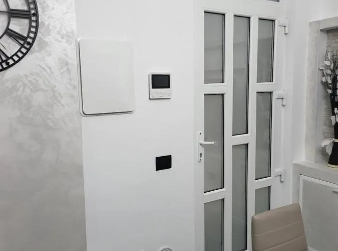 Residenza Giulia דירה ברשה